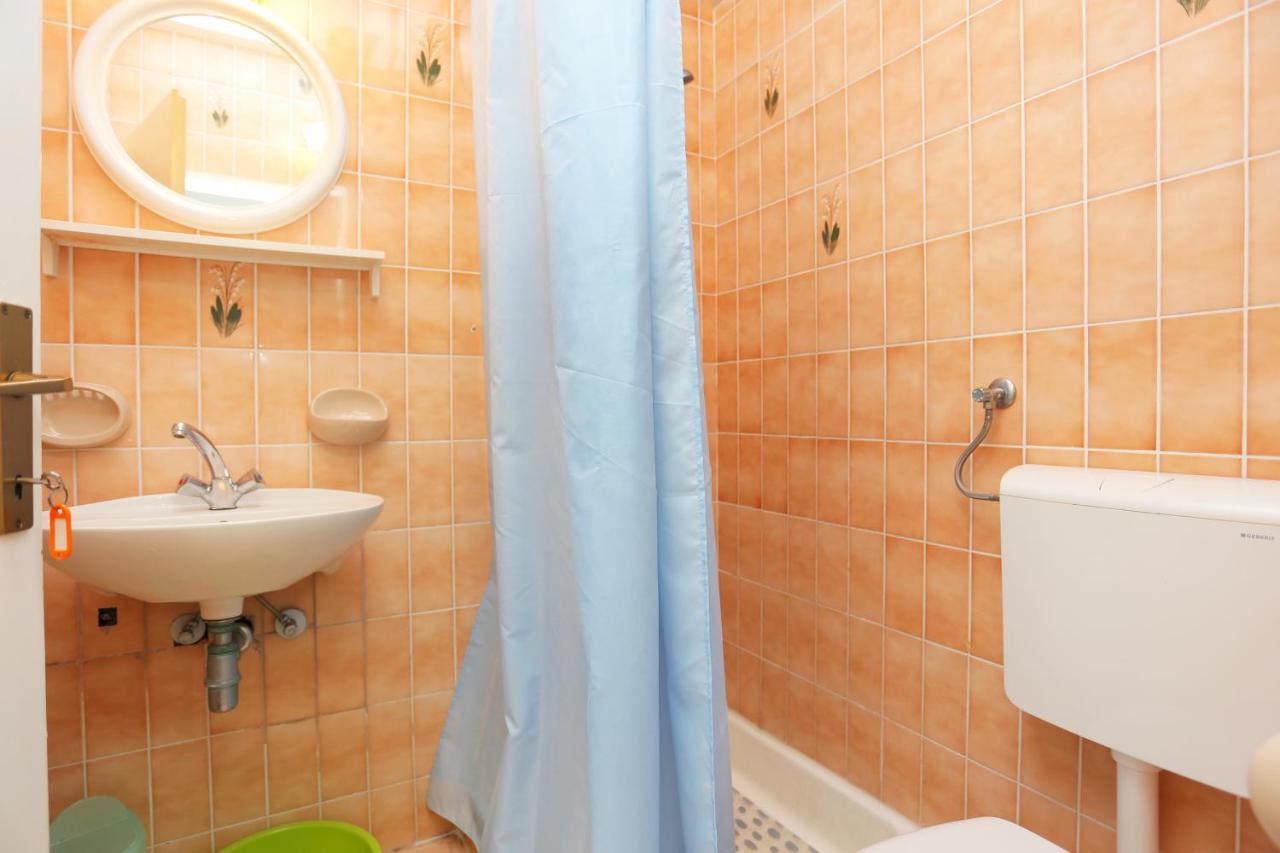 Apartments And Rooms With Parking Space Tucepi, Makarska - 5263 المظهر الخارجي الصورة