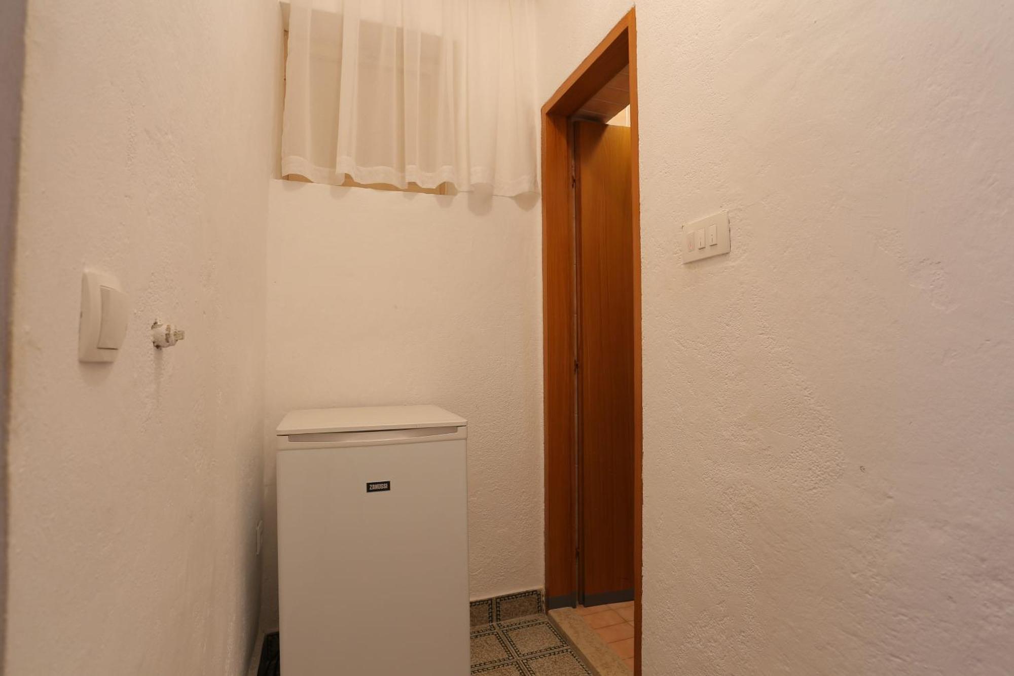 Apartments And Rooms With Parking Space Tucepi, Makarska - 5263 المظهر الخارجي الصورة